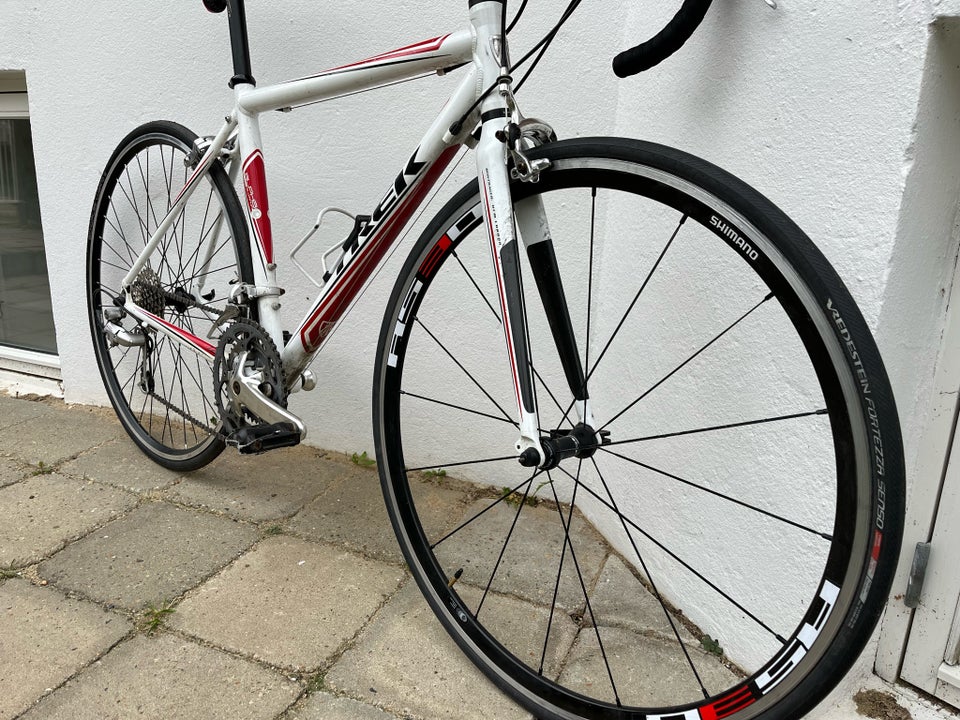 Dameracer, Trek Alpha 1.2, 49 cm