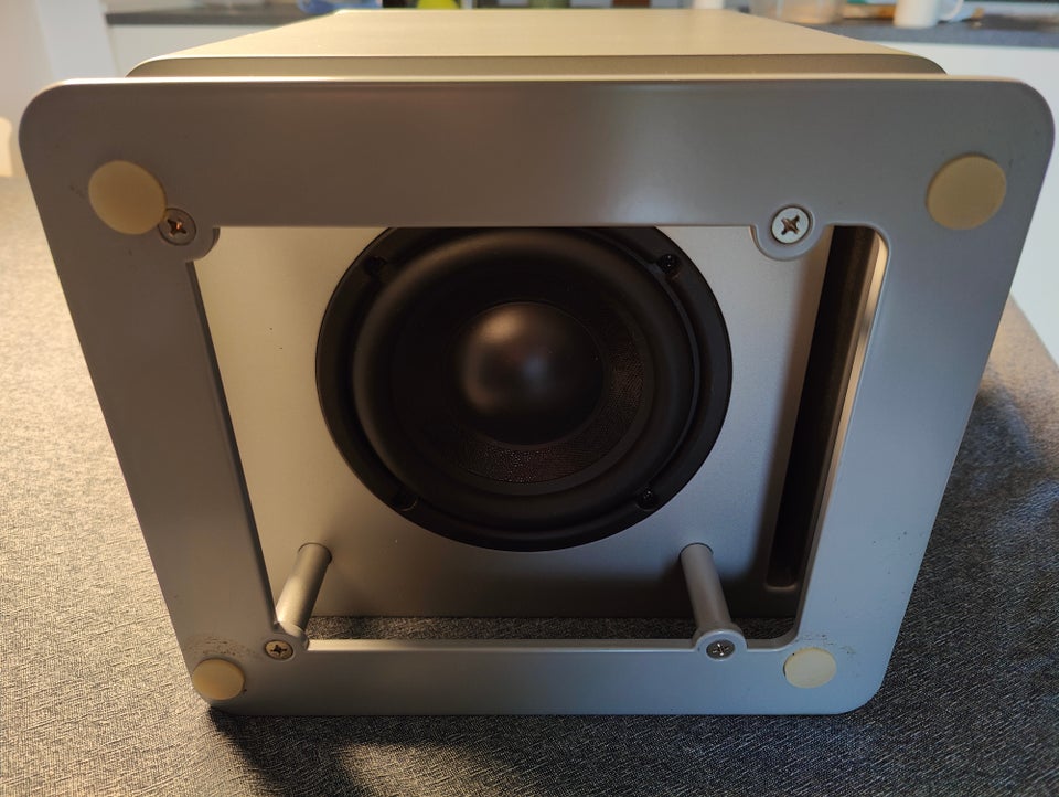 Subwoofer, Piega