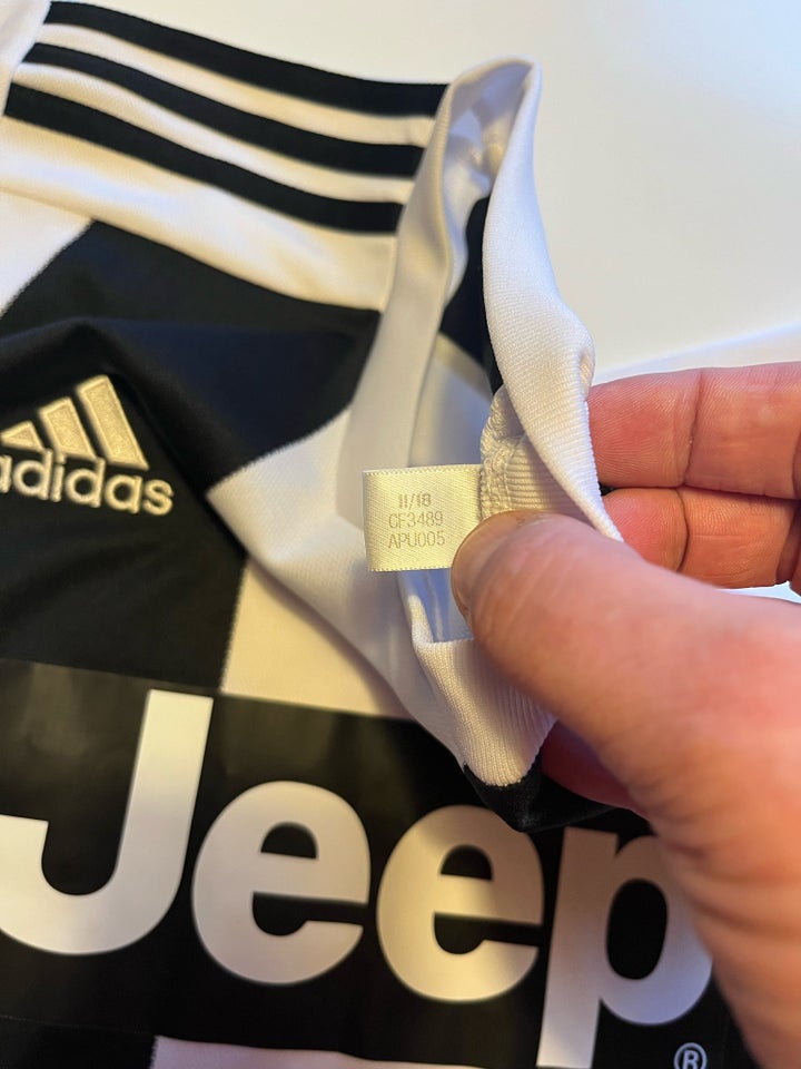 Fodboldtrøje, Juventus