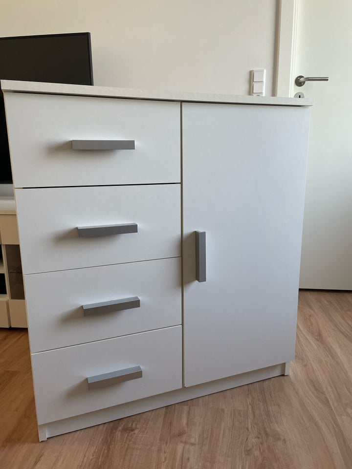 Kommode andet materiale b: 79 d: