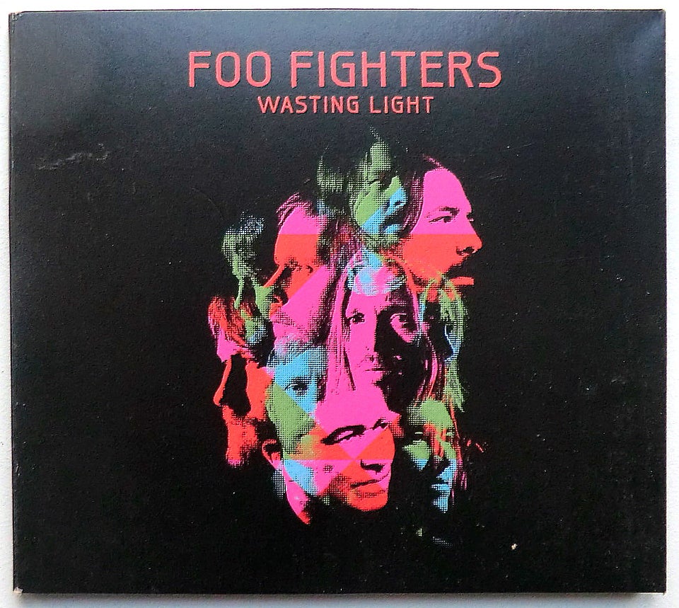 FOO FIGHTERS: WASTING LIGHT, rock