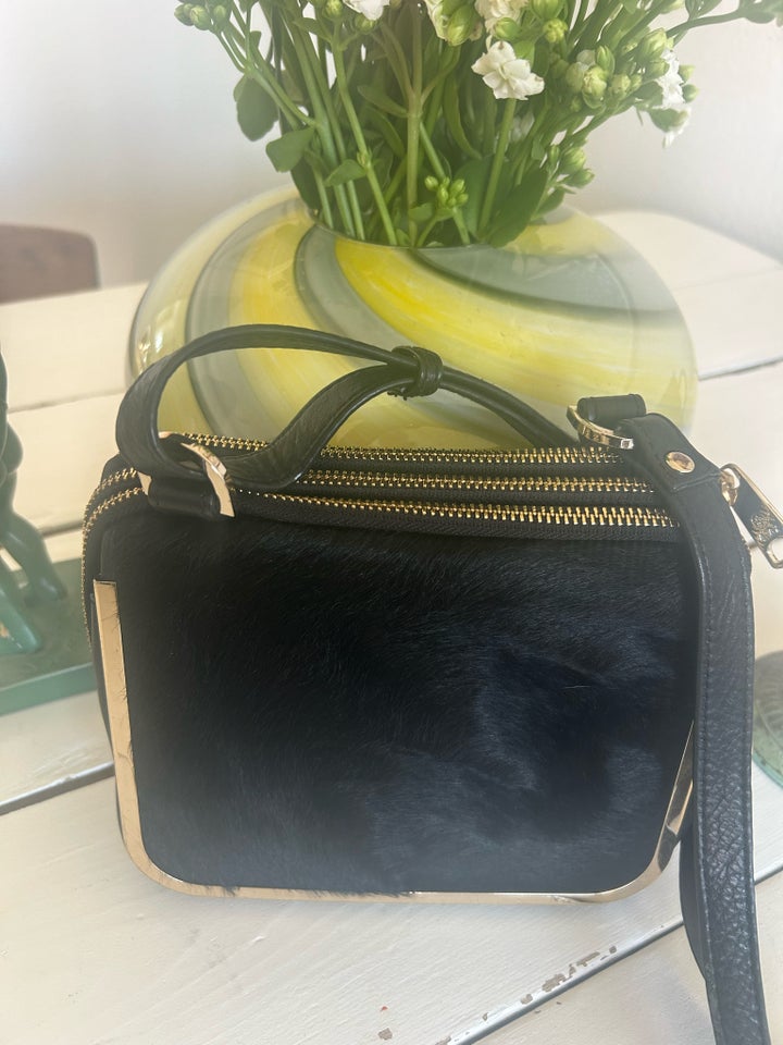 Crossbody Adax læder