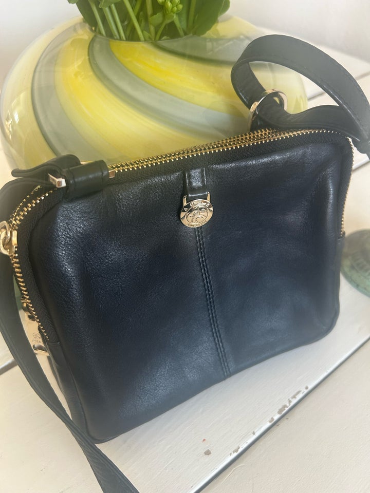 Crossbody Adax læder