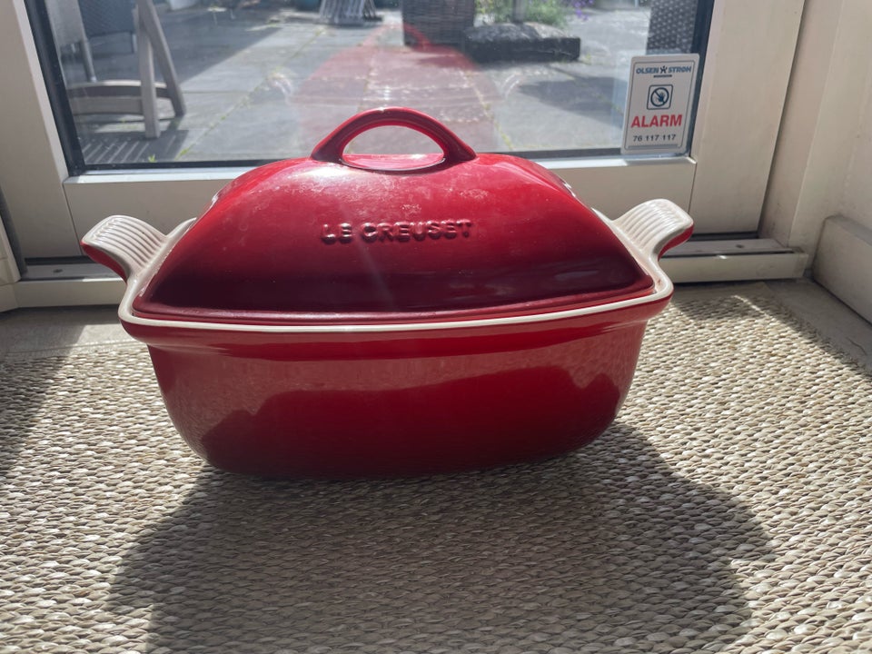 Ildfast fad med låg Le creuset