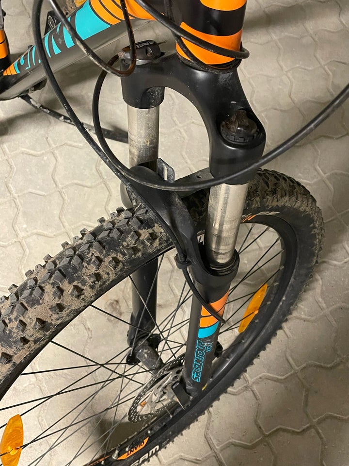 Giant Talon, hardtail, 30 gear