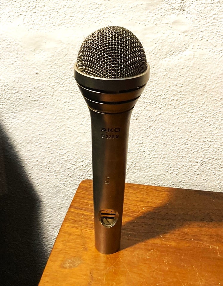 Vokal Mikrofon, AKG D-320B