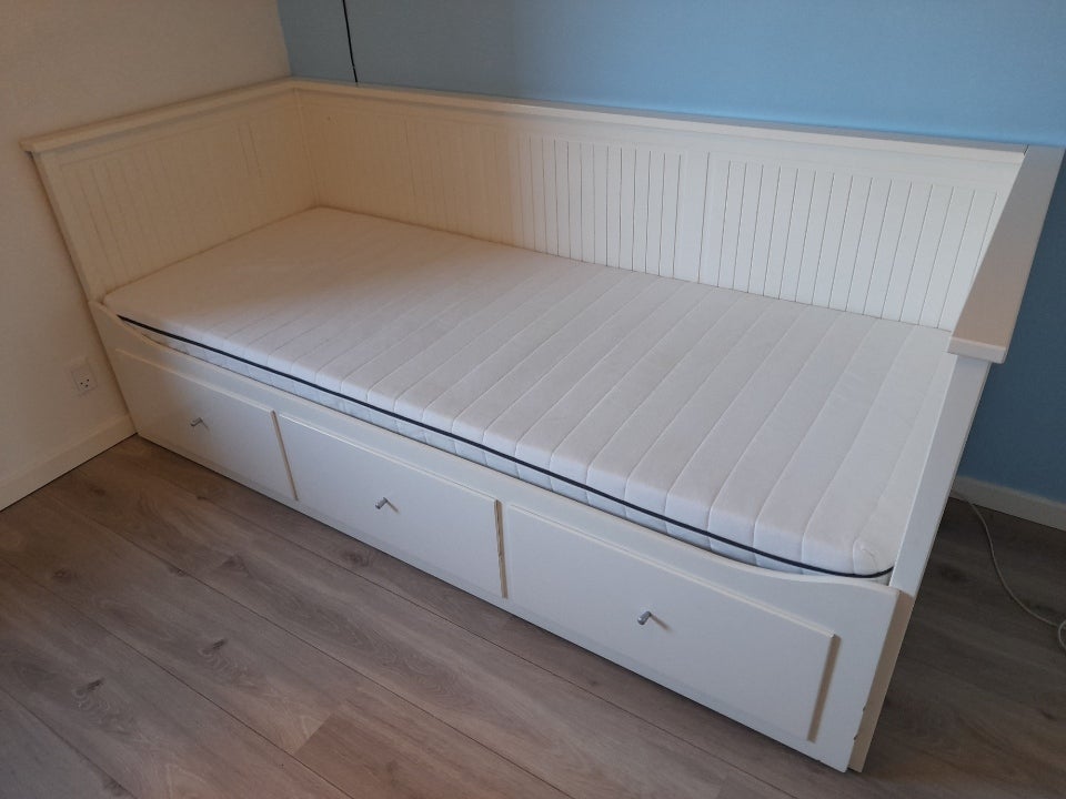 Enkeltseng, Ikea Hemnes, b: 80 l: