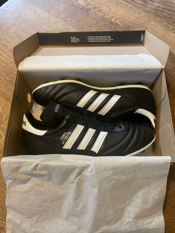 Fodboldstøvler, Adidas (Copa