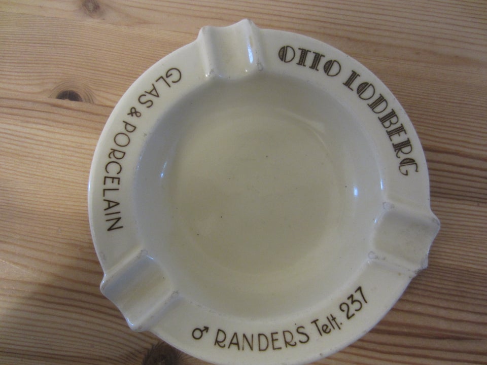 Porcelæn, Reklameaskebæger Otto