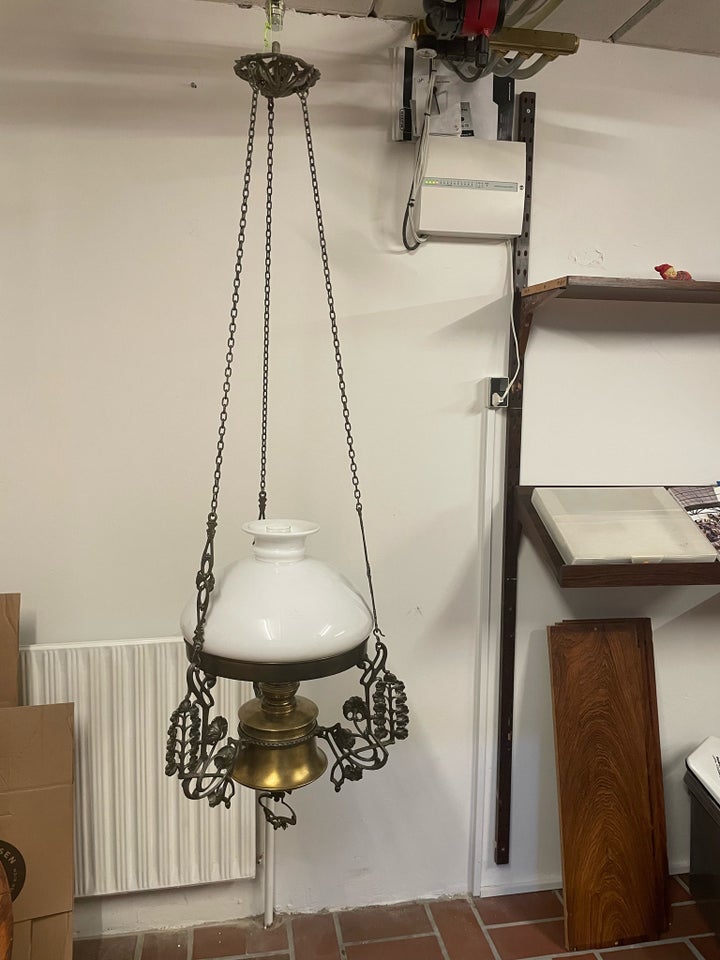 Petroleums Lampe fra 1870, 1870 år