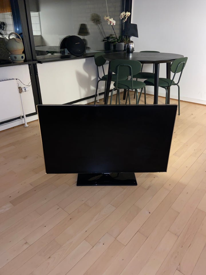 Samsung, 48"