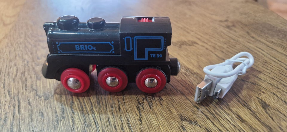 Brio tog