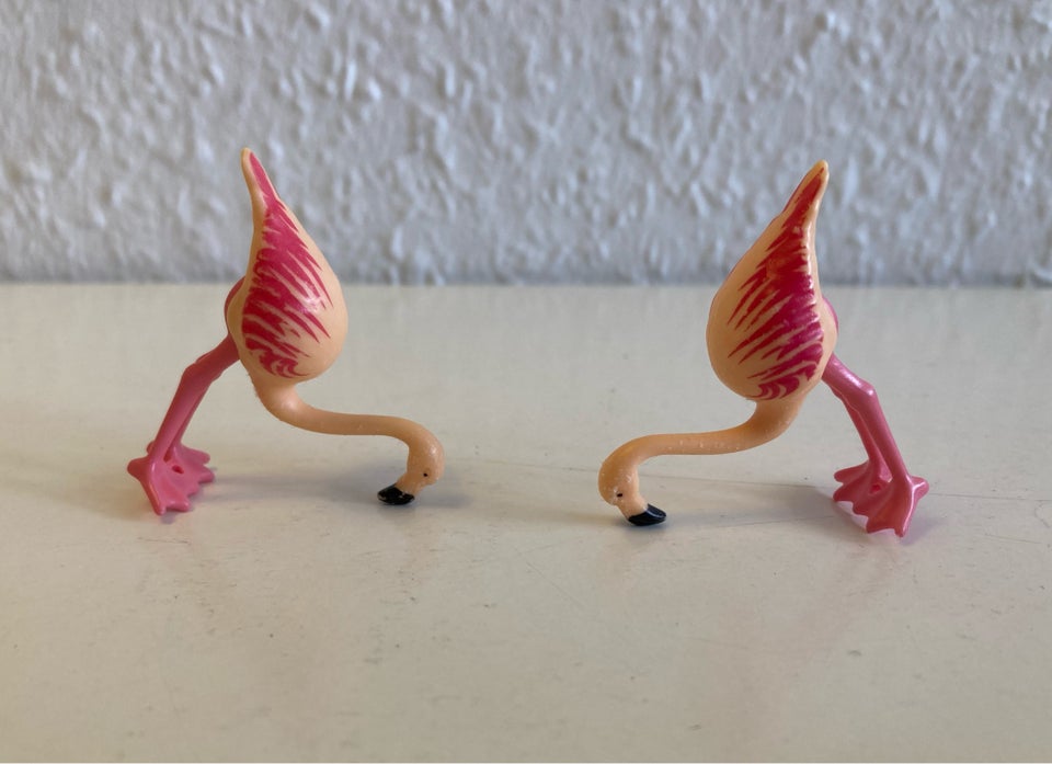 2 bukkene flamingoer