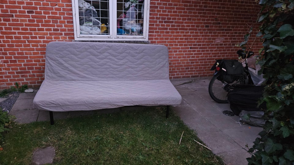 Sovesofa Nyhamn b: 140 l: 200 h: 90