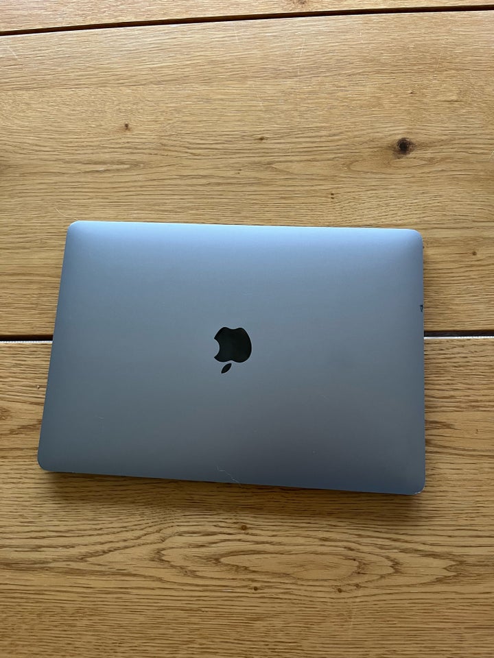 MacBook Air, M1 2020, 8 GB ram