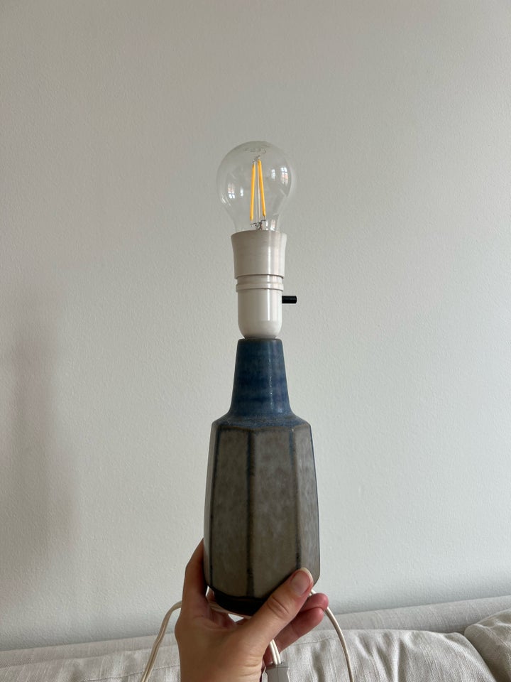 Anden bordlampe, Keramik lampe