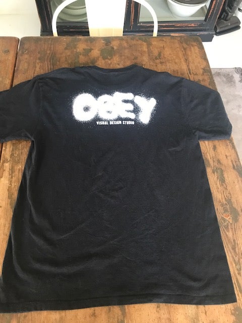 T-shirt Obey str L