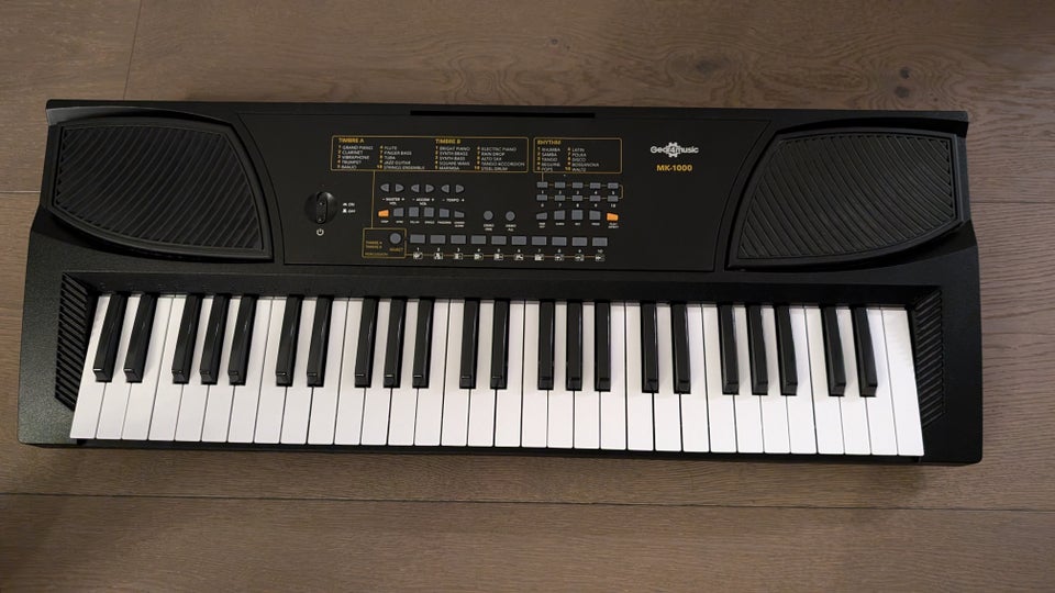 Keyboard, Gear4Music MK1000