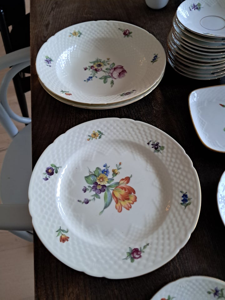 Porcelæn, Dele, Bing og grøndal