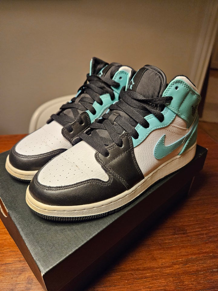 Sneakers, str. 38,5, Air Jordan