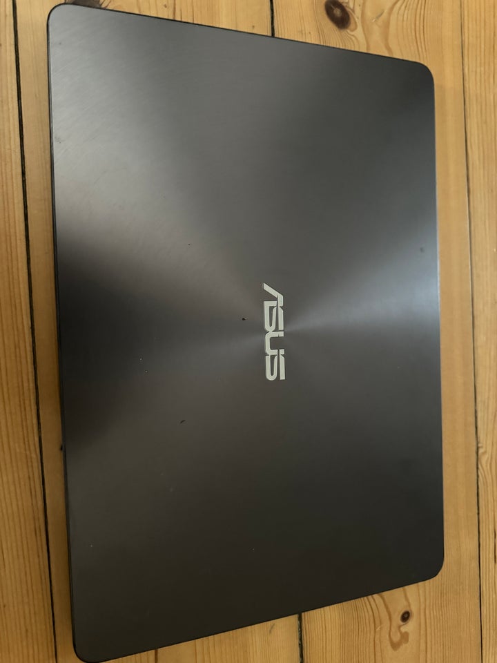 Asus UX430UNR Signature Edition,