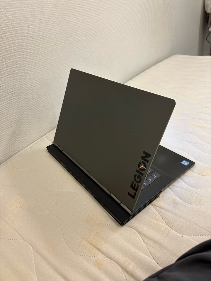 Lenovo Legion Y740-15/CHg Laptop