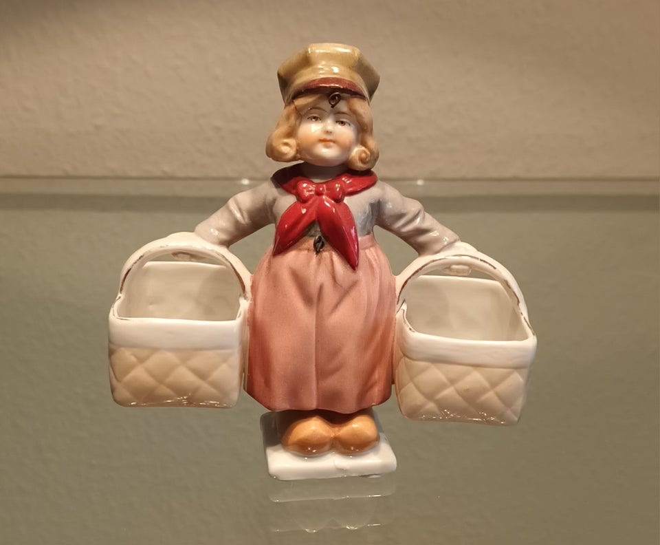 Porcelæn Figur bondepige med