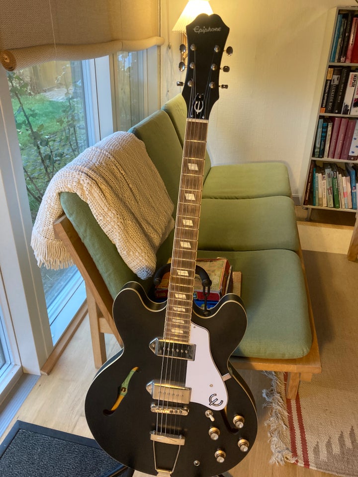 Jazzguitar, Epiphone Casino worn