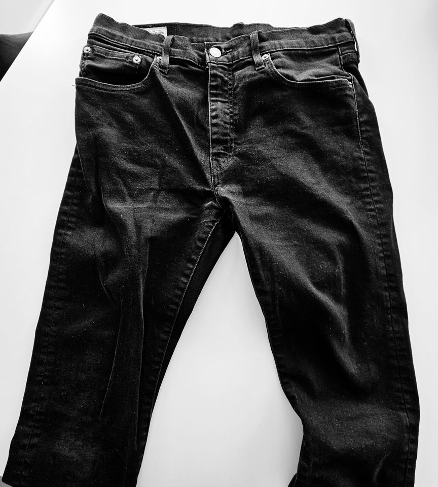 Jeans, Levis 512, str. 33