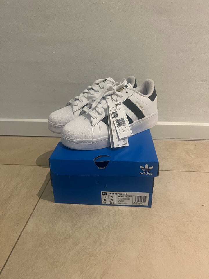 Sneakers, Adidas, str. 41