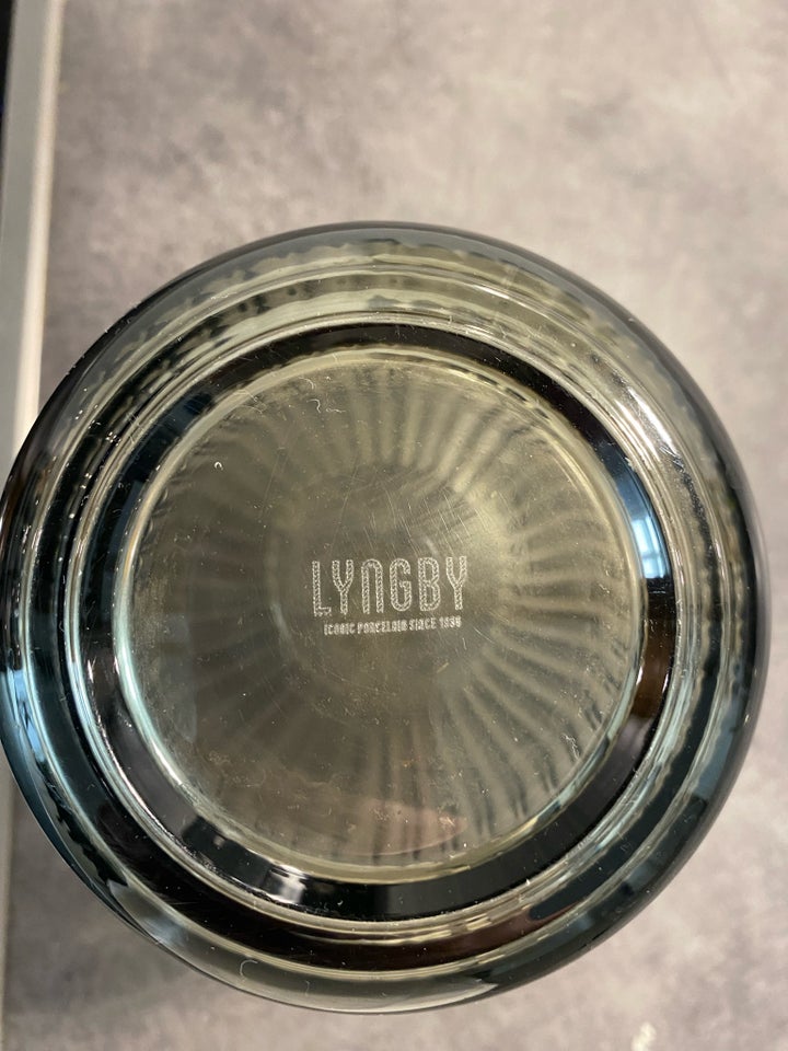 Vase, Vase, Lyngby