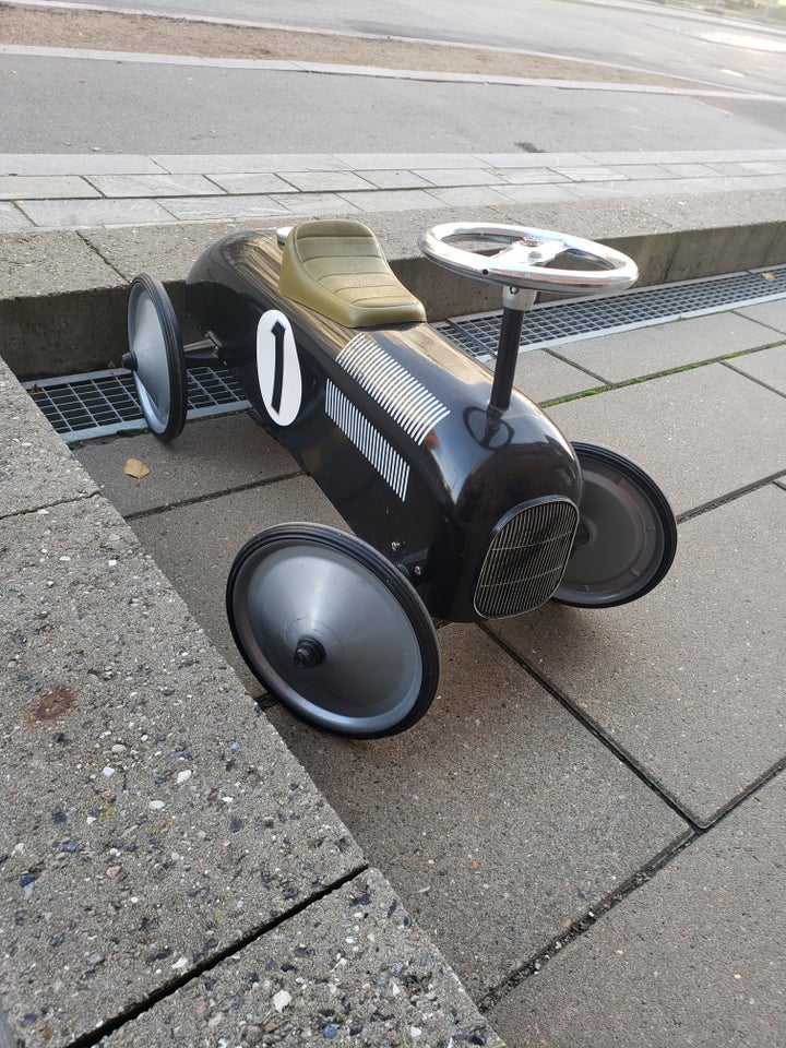 Andet legetøj, Metal toy car