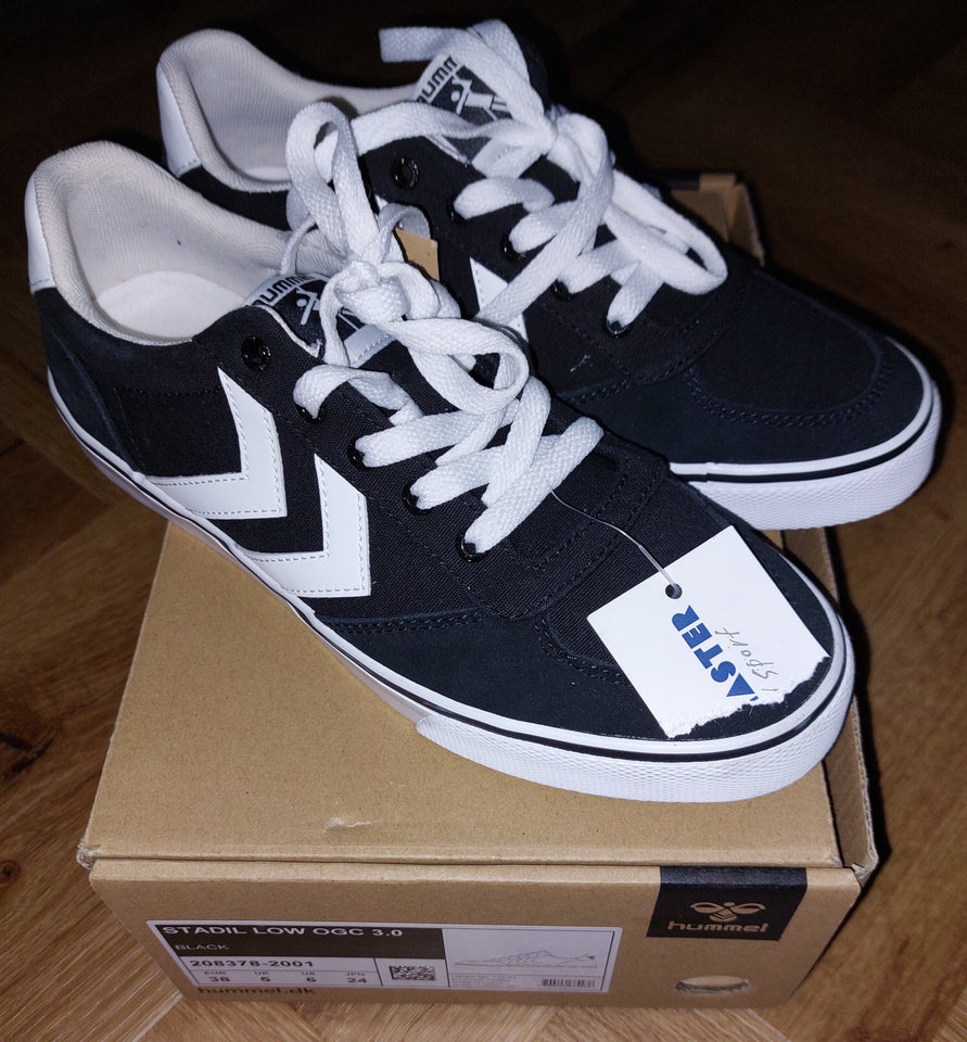 Sneakers, str. 38, Hummel