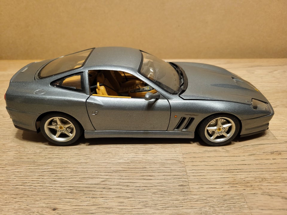 Modelbil, Ferrari 550 Maranello