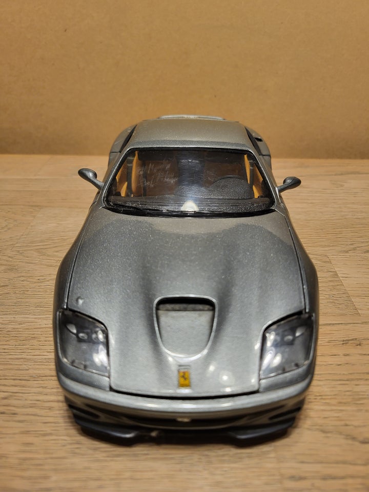 Modelbil, Ferrari 550 Maranello