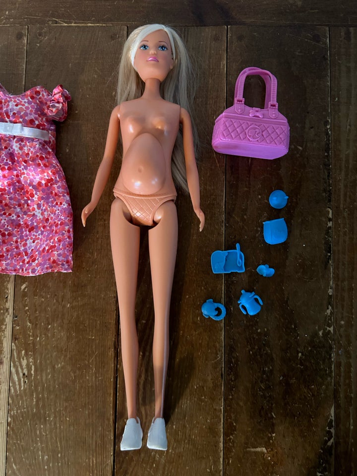 Barbie, Gravid dukke