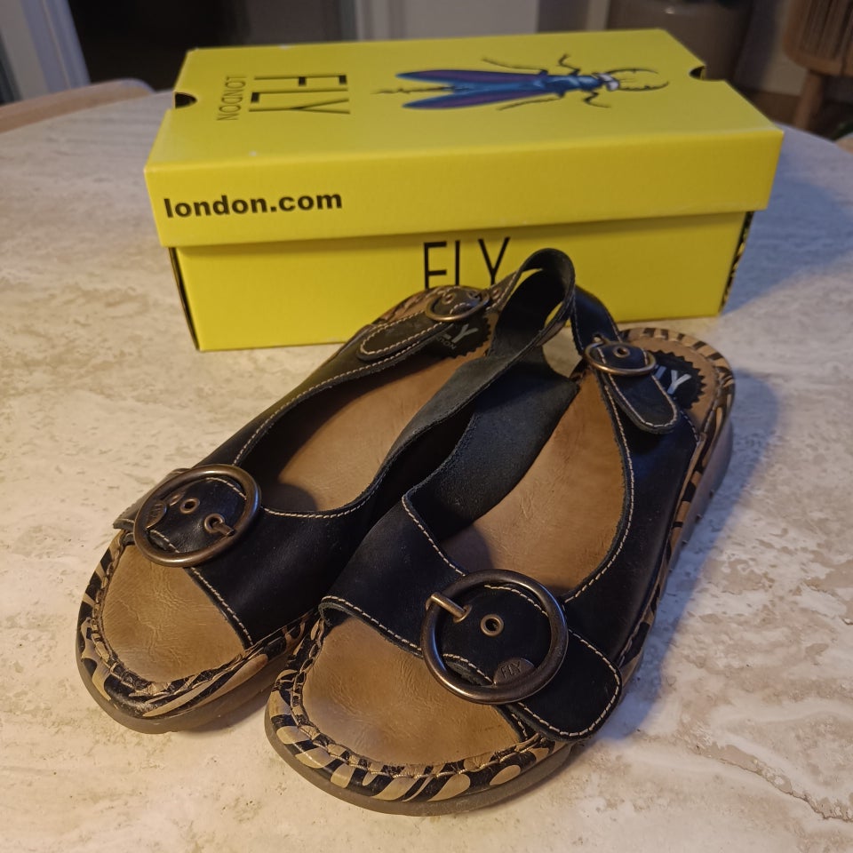 Sandaler str 40 Fly London