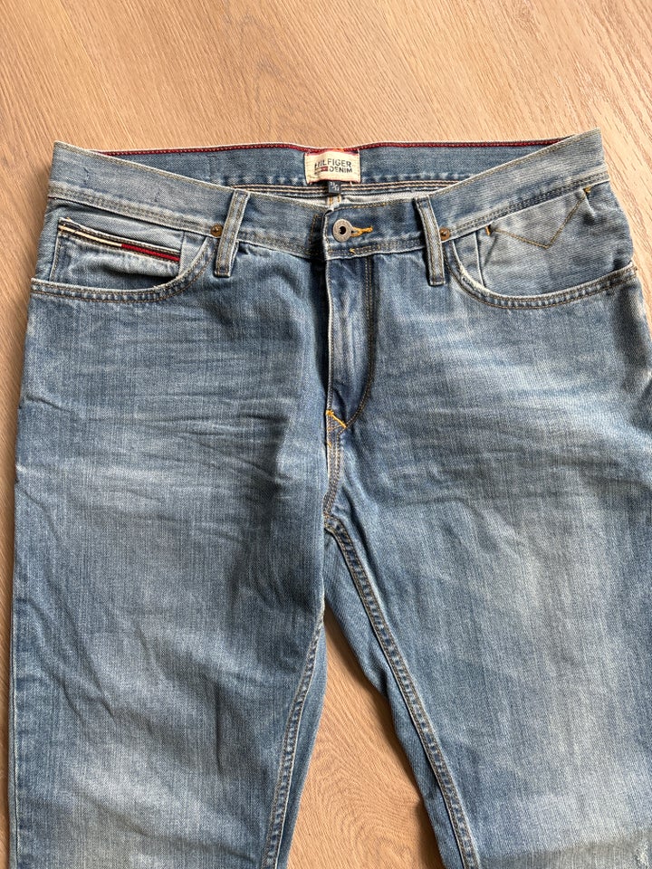 Jeans, Tommy Hilfiger, str. 33