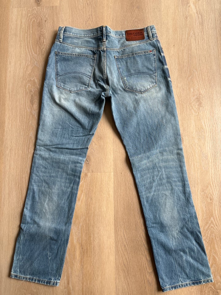 Jeans, Tommy Hilfiger, str. 33