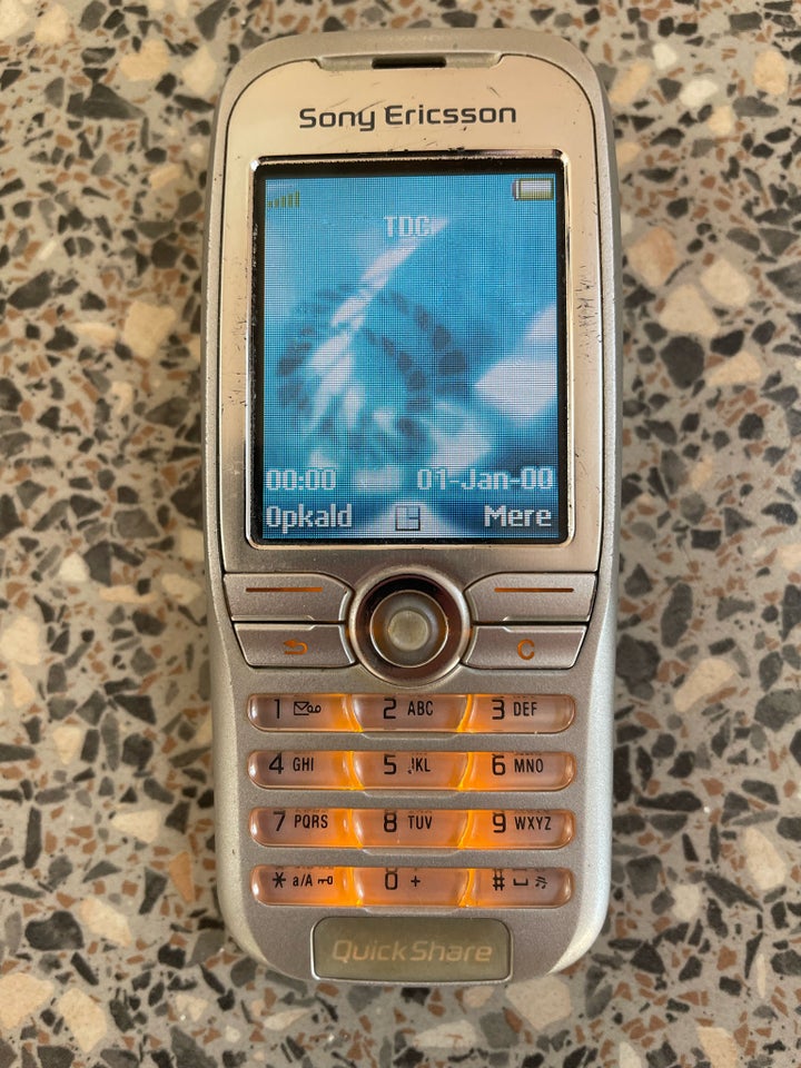 Sony Ericsson KP501, God