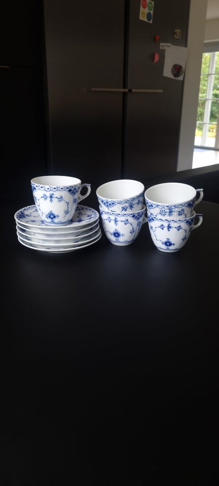 Porcelæn, Kop med underkop, Royal