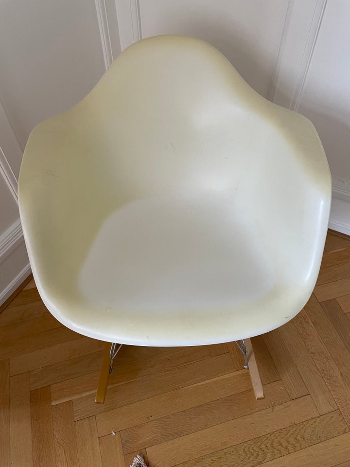 Eames RAR  Gyngestol