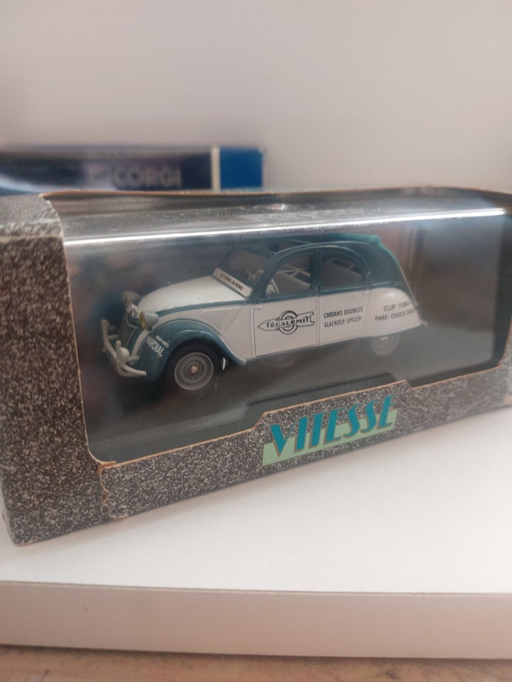 Modelbil, Vitesse 2cv tour de monde