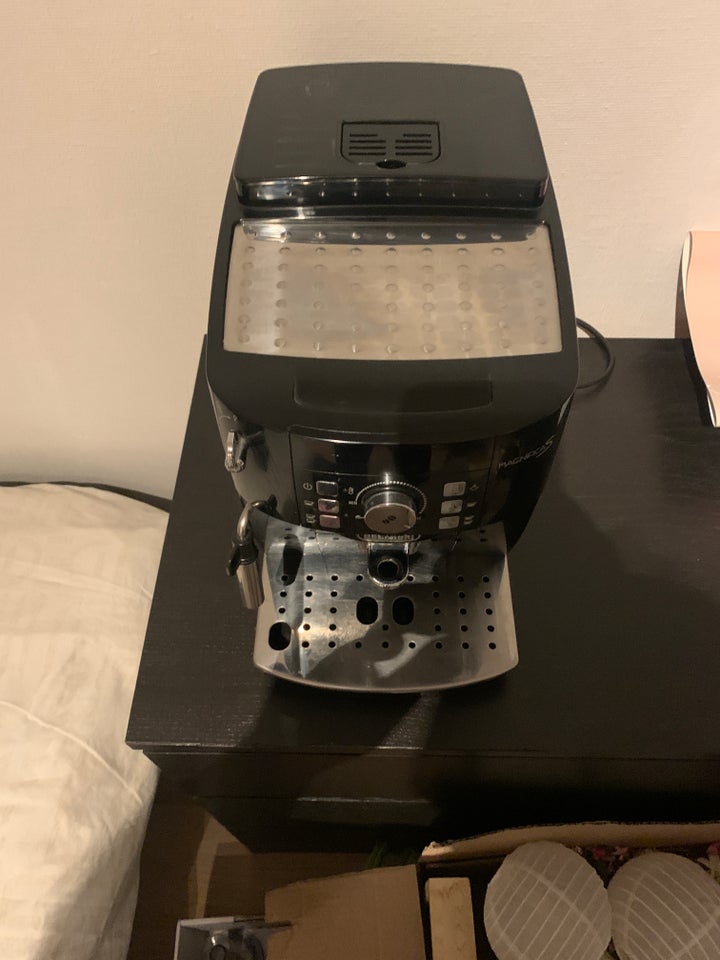 Espresso maskine, Delonghi