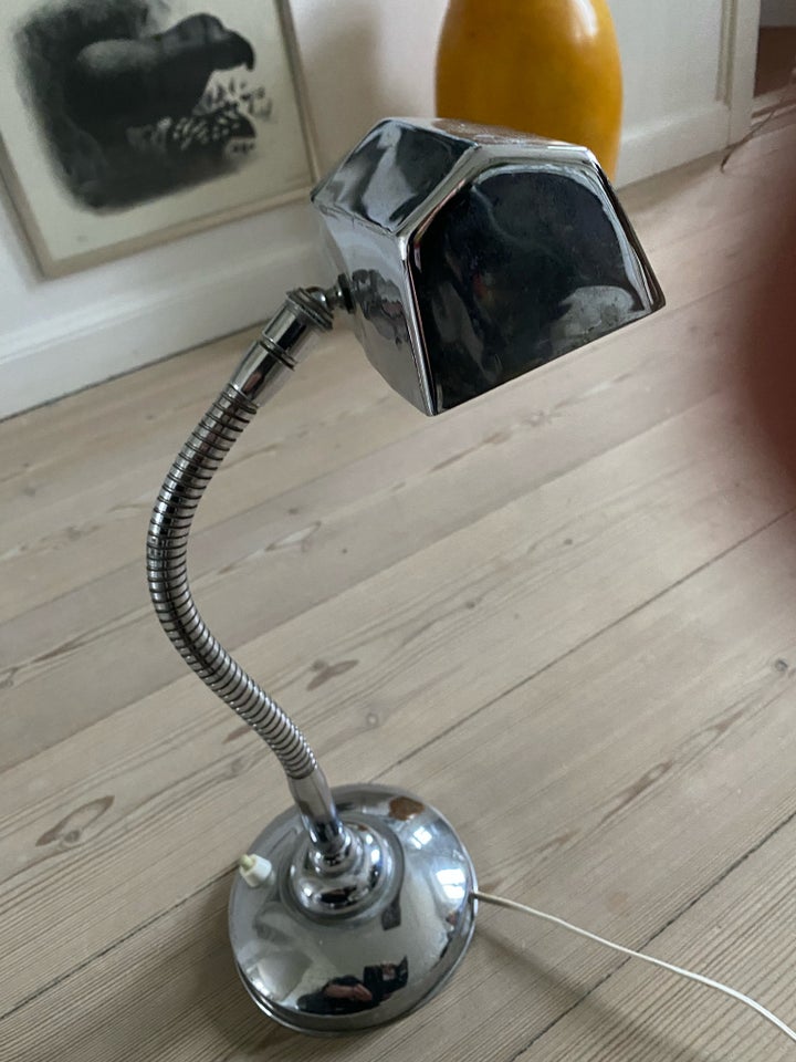 Skrivebordslampe, Fransk lampe