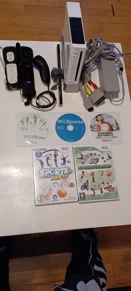 Nintendo Wii, God