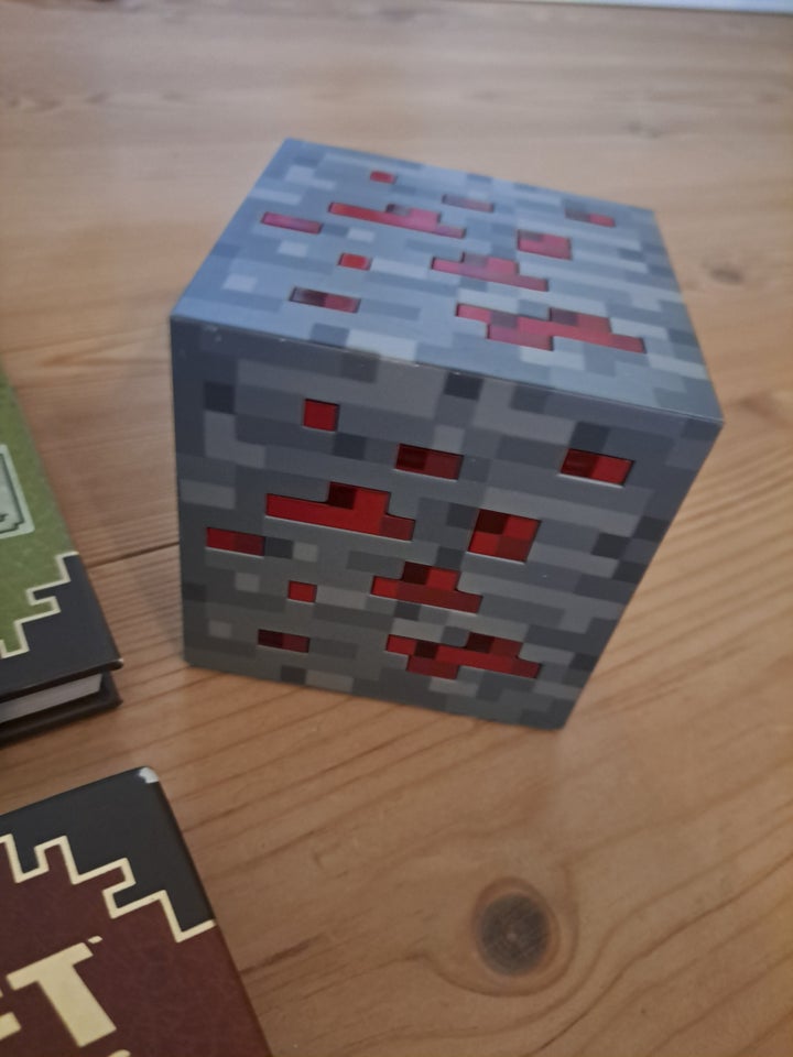 Minecraft bogpakke inkl lampe,