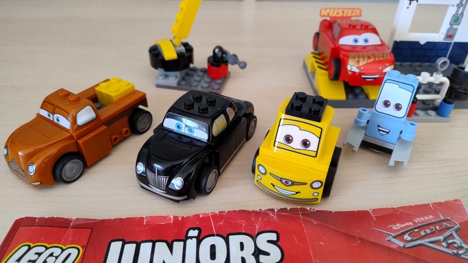 Lego Cars 10743 10732