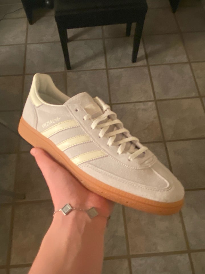 Sneakers, Adidas, str. 44