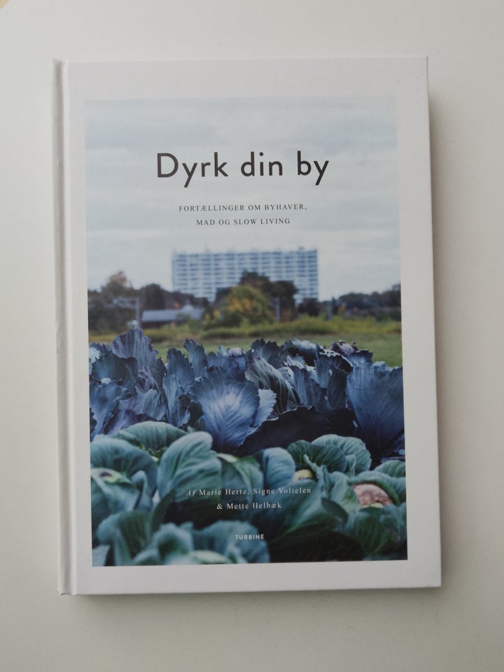 Dyrk din by emne: hus og have